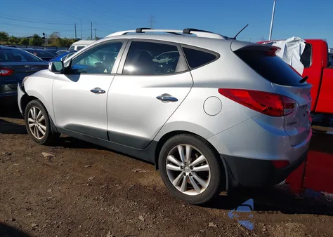 2012 Hyundai Tucson Limited z USA, uszkodzony, nr VIN KM8JUCAC2CU479548